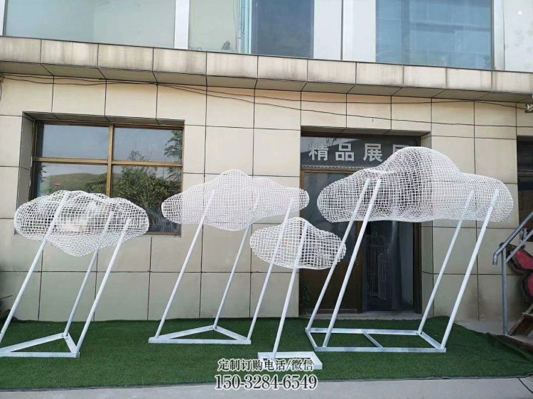房地产云梯雕塑 剪影梯子雕塑 锻造云朵雕塑 房地产云梯雕塑 剪影梯子雕塑 锻造云朵雕塑